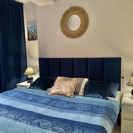Flamenco Chill Apartment Torrevieja Exteriör bild