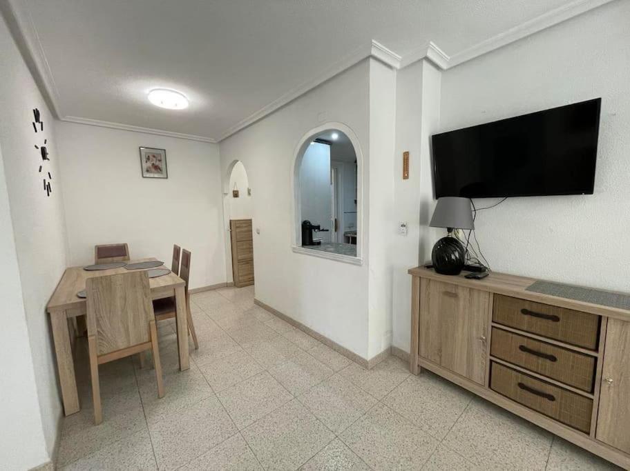 Flamenco Chill Apartment Torrevieja Exteriör bild
